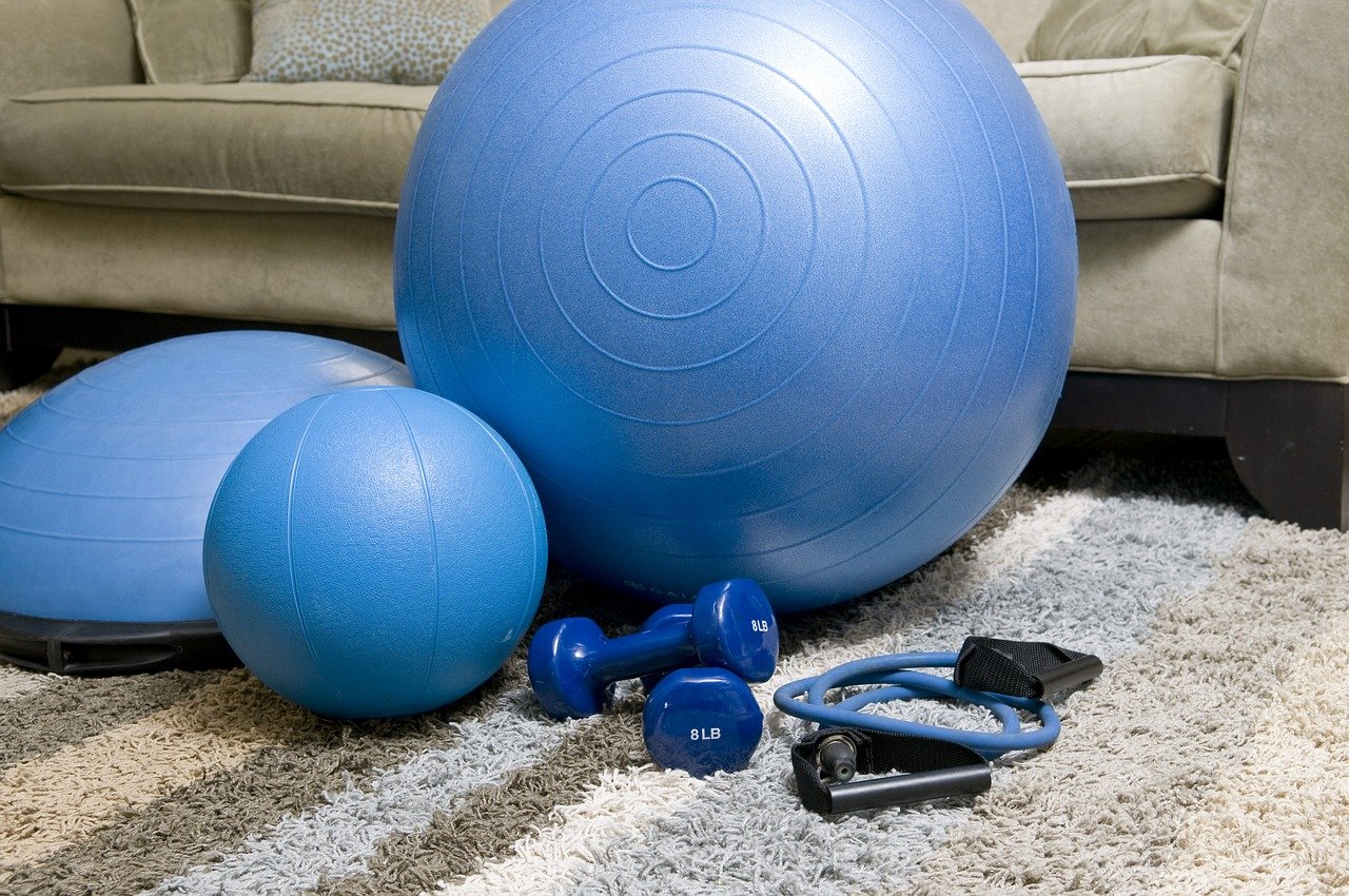home-fitness-equipment-gb9a682f2b_1280-1